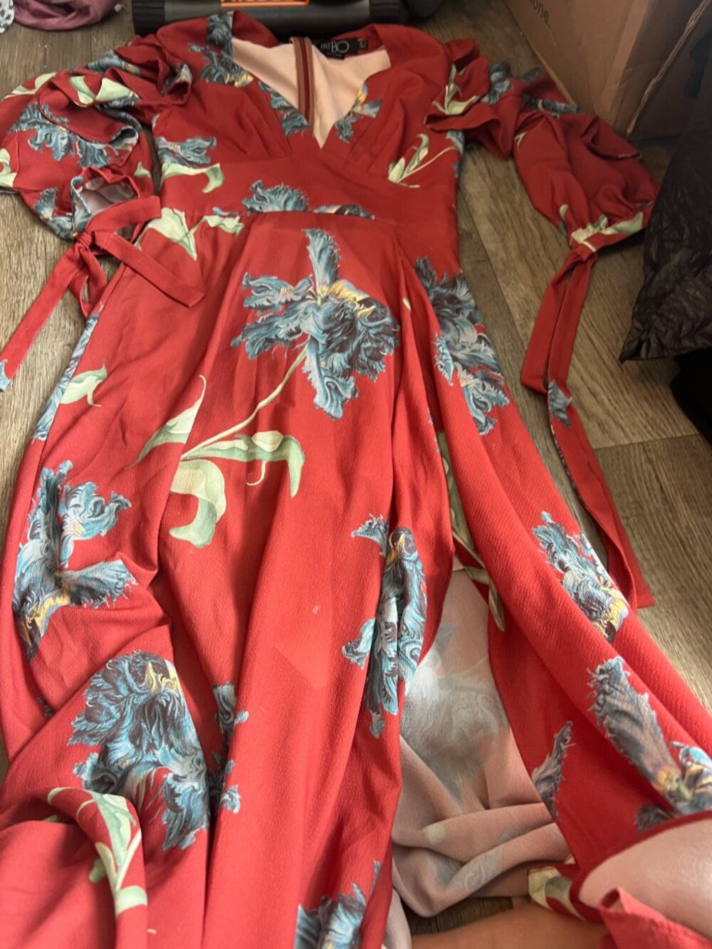 Patbo‎ Floral print Ruffle Side Slit Maxi romper Dress Size 2 Red V-neck #1D454